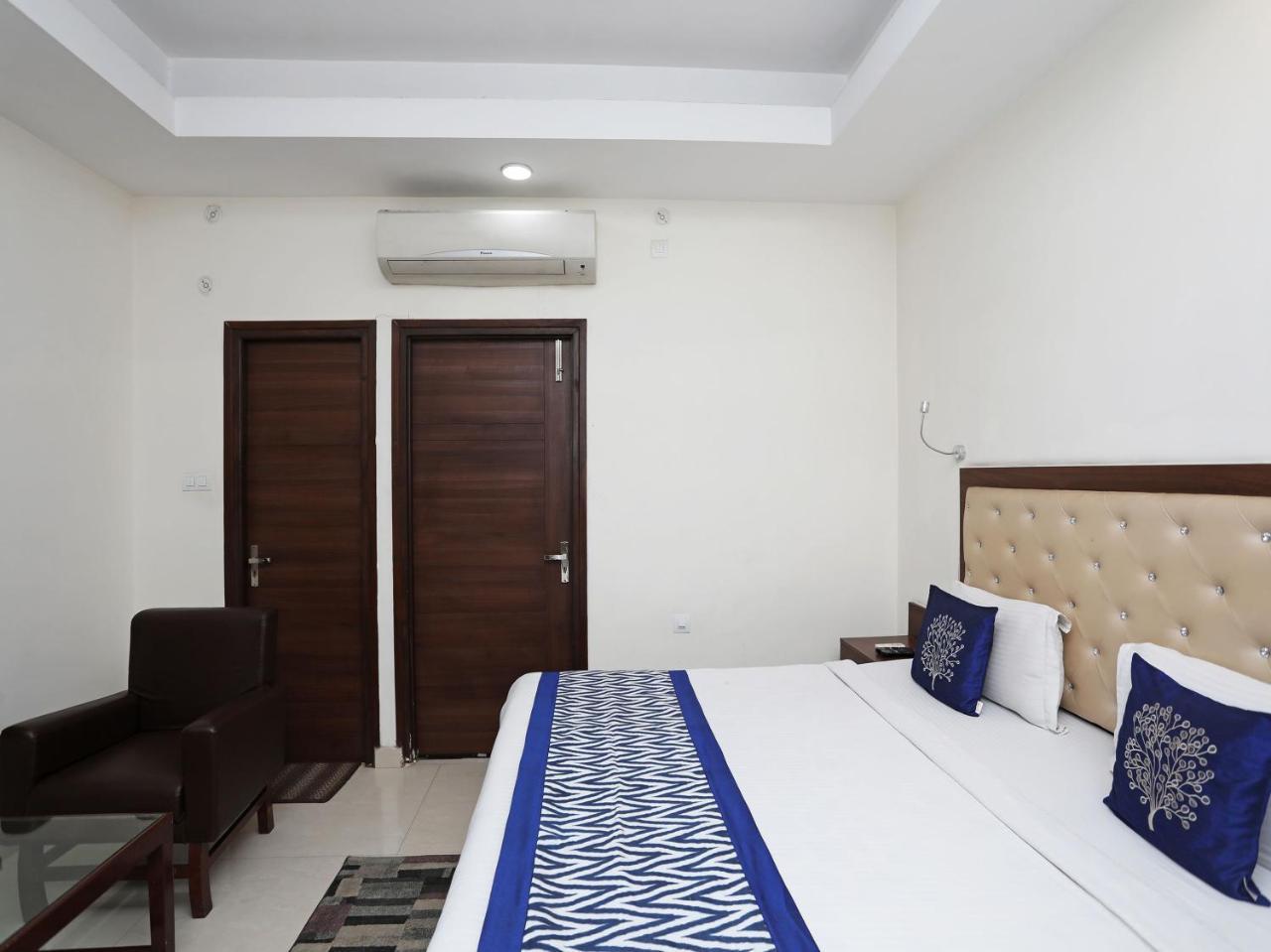 Oyo 680 Hotel Ranjana Heritage Lucknow Exterior foto