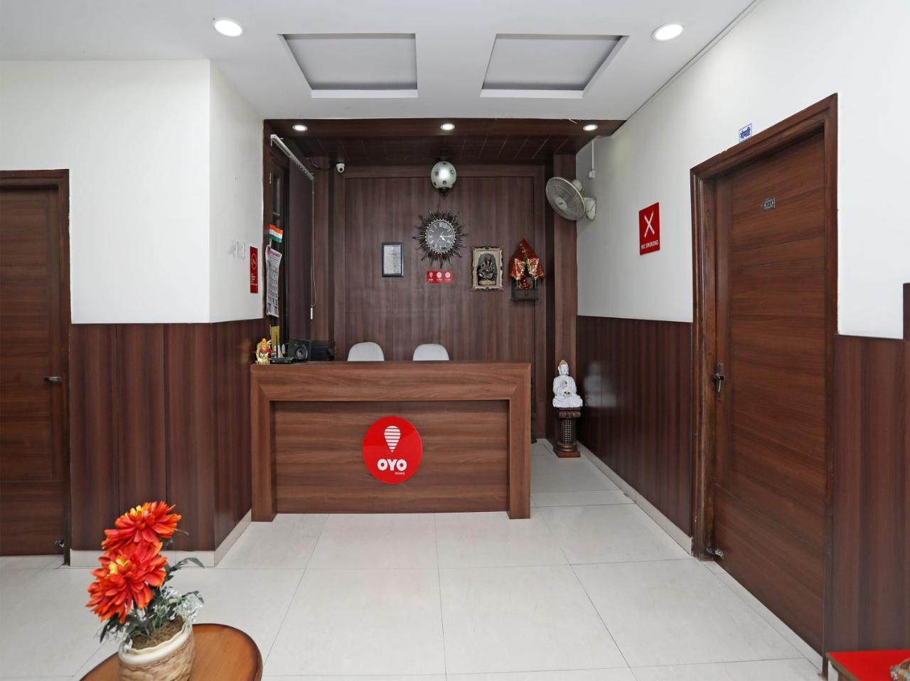 Oyo 680 Hotel Ranjana Heritage Lucknow Exterior foto