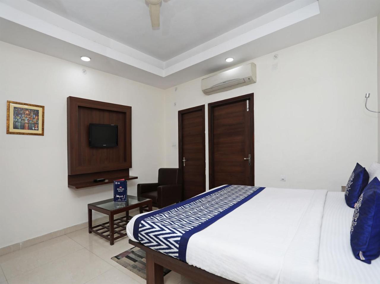 Oyo 680 Hotel Ranjana Heritage Lucknow Exterior foto